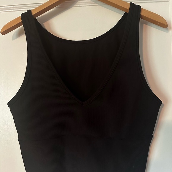 Lululemon Tank (black) - Picture 3 of 5